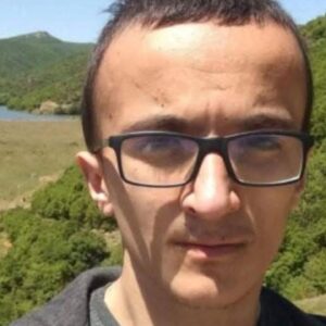 bursada supheli olum basi cekyatin altina sikismis halde bulundu r2yaycSn