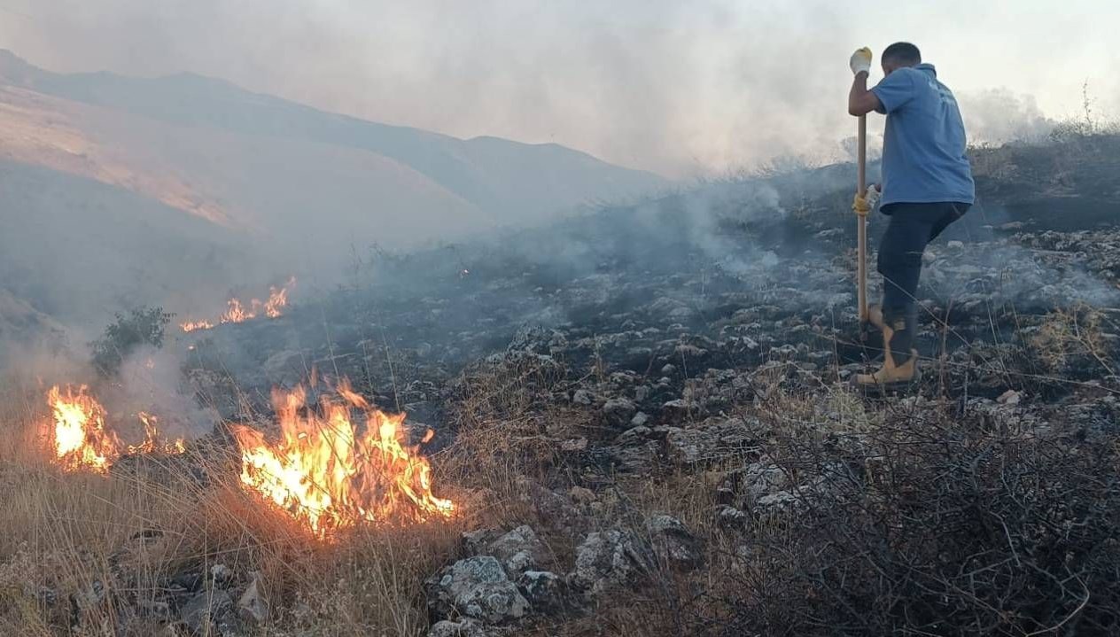 elazigda otluk alanda yangin 9J5SKkMH