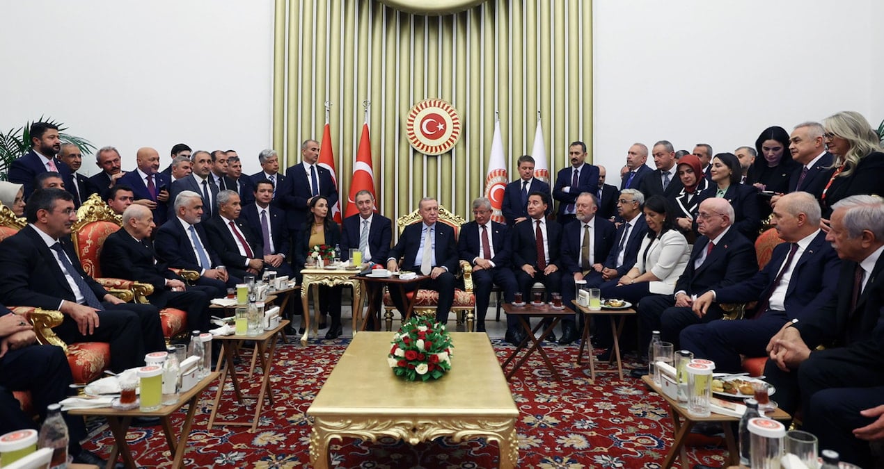 dem partiden fotograf elestirilerine yanit XvqPrP55