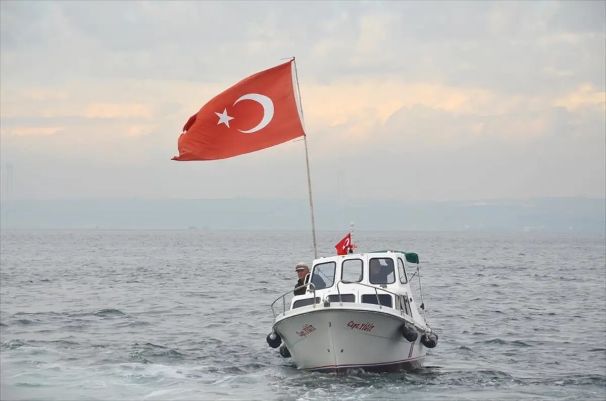 kocaelide cumhuriyet bayrami torenleri E2E4runj.jpg