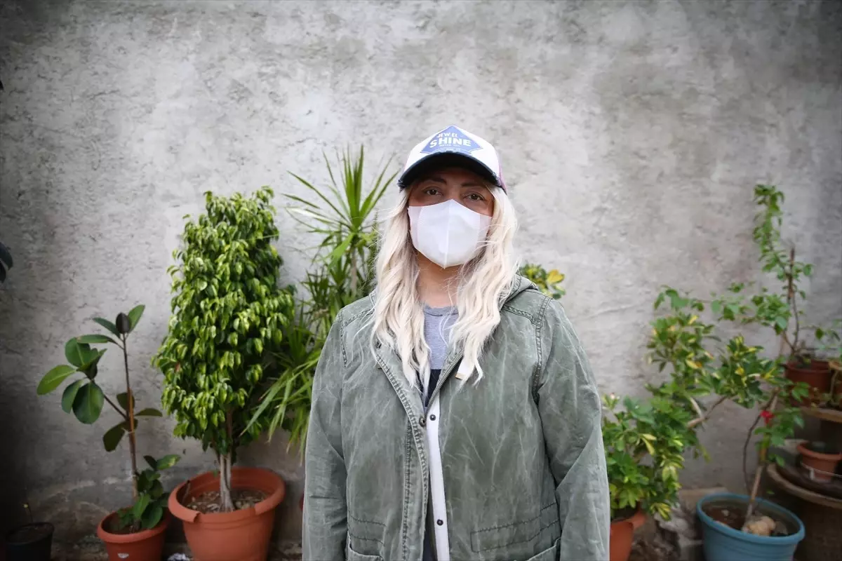 losemi teshisi alan sibel ozdemir uc tup kan bir hayat demek CXn4qXum.jpg