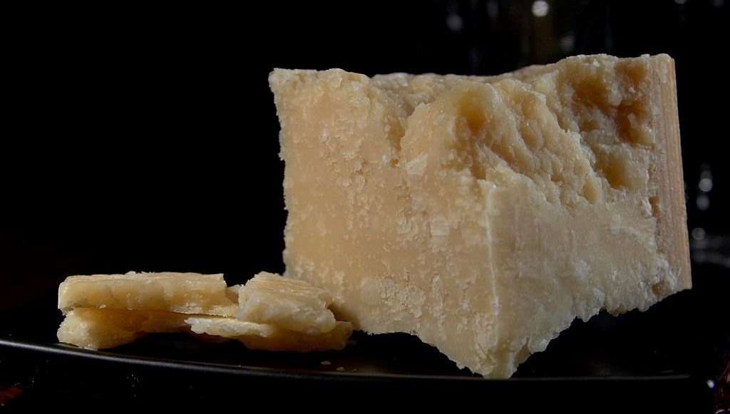 unlu peynire mikrocip yiyenler endiselenmesin xnb63Xsv.jpg