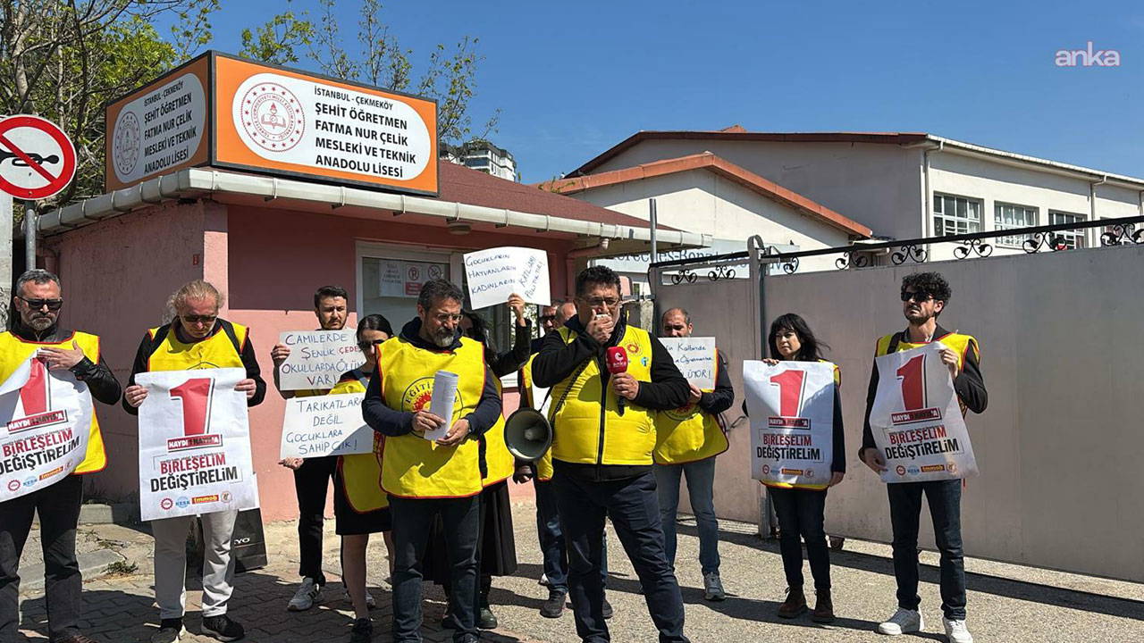 Eğitim-Sen, Fatma Nur Çelik’in Katledildiği Okulda Açıklama Yaptı: “Yusuf Tekin İstifa Etmeli”